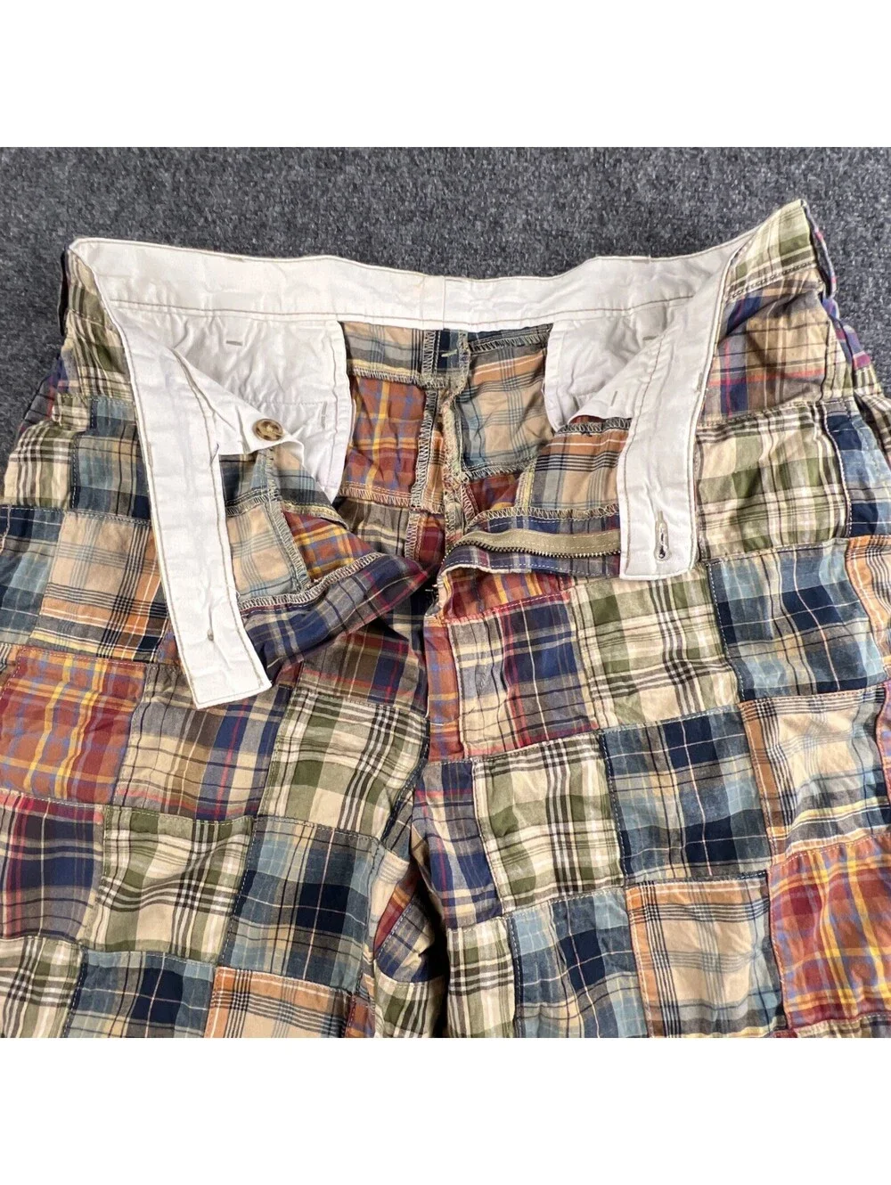 Jos A Bank Madras Patchwork Shorts Men 36 Earth Tones Plaid 9” Inseam Preppy Ivy